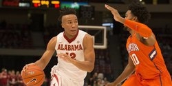 Mitchell scores 18 to lead Clemson over Alabama