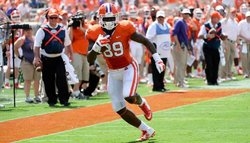 Suspended TE issues apology to Clemson fans
