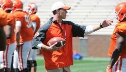 Venables rips defense after lackluster Wednesday practice 