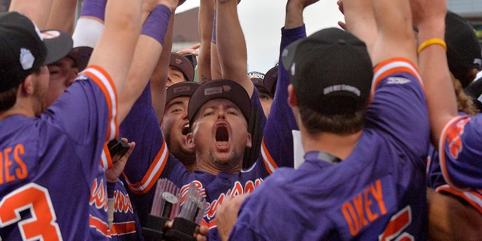 Tantrum-throwing, helmet-slamming, bat-breaking Monte Lee a thing of the past