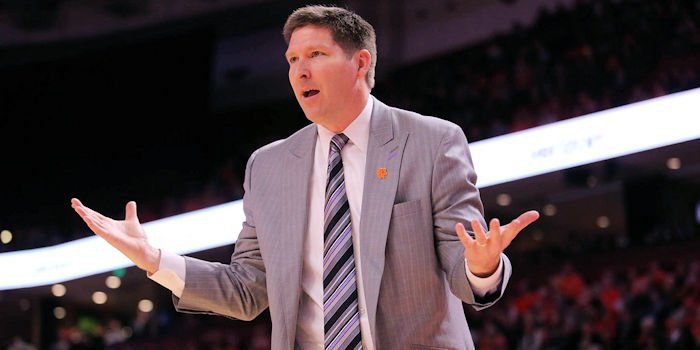 Brownell will remain as Clemson's head coach 