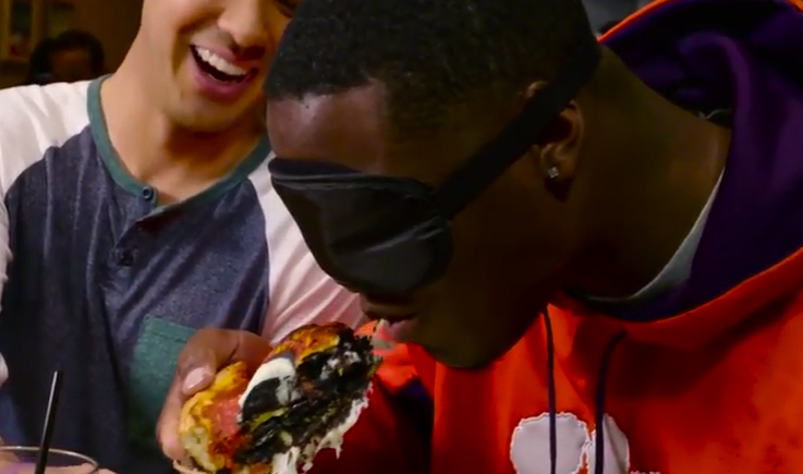 Clemson RB commit eats Oreo and Skittles-stuffed Pizza