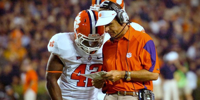 It would be a shock if Kevin Steele's headset goes out this time around 