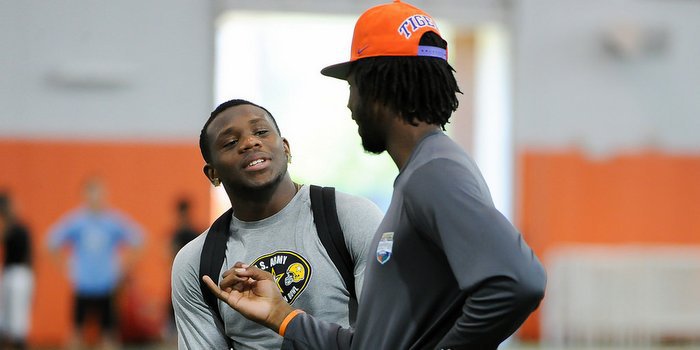 Artavis Scott and Mike Williams will be together again in 2016 