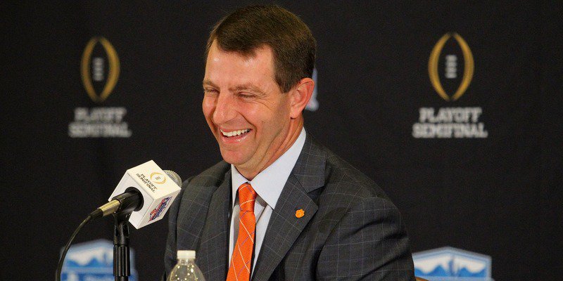Swinney envisions hoisting National Championship trophy