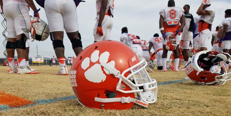 Thunderstruck: Tigers hold second practice in Arizona