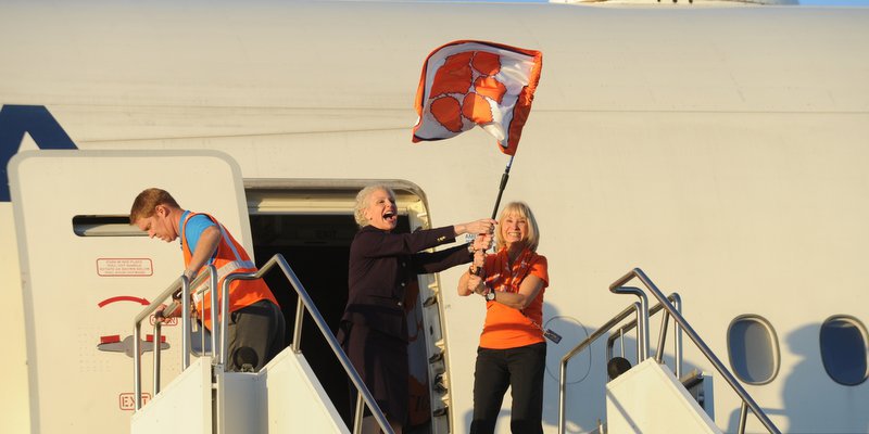 Tigers arrive in Arizona, ready to climb the mountain