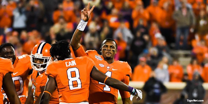 Watson and the Clemson offense put up big numbers Saturday 