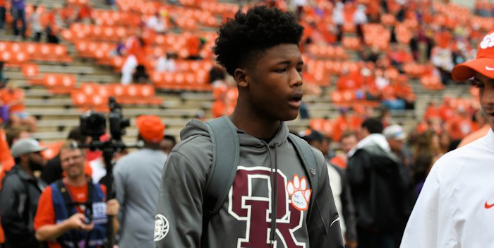 Elite WR prospect Tee Higgins mulling over his college choices