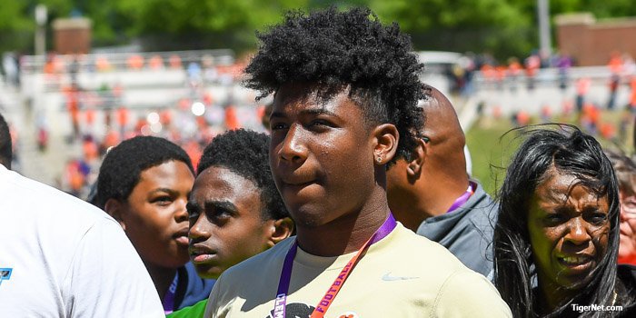 Top 2019 LB says