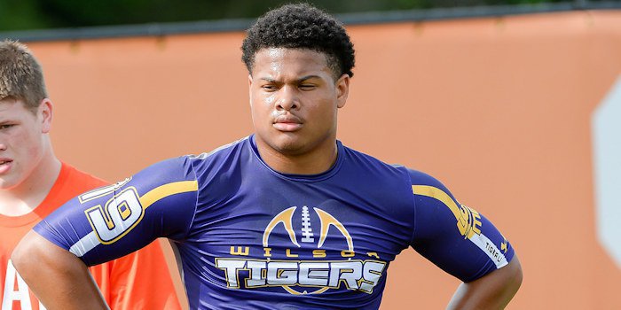 2018 DE prospect Xavier Thomas will be back in Clemson this weekend.