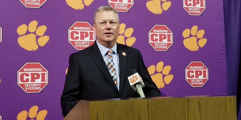 New softball coach starts recruiting Saturday, knows the paw is at 1 o'clock