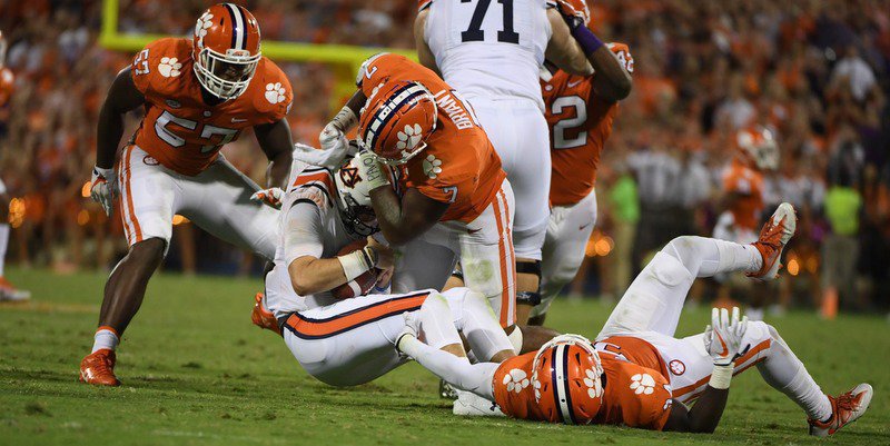 Clemson defense has fun night with sack party