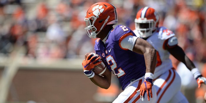 Kelly Bryant looks for running room against South Carolina