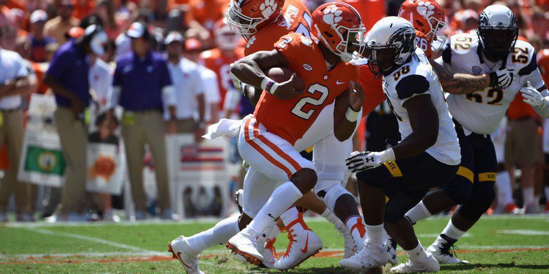 Kelly Bryant answers the bell in first Clemson start