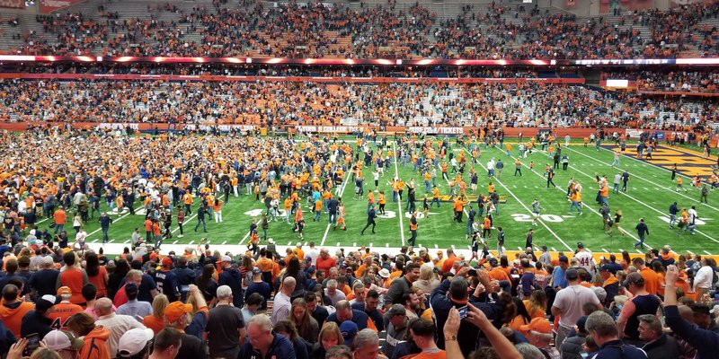 Inside the Syracuse road trip: Southern accents, press meals and keeping the Dome