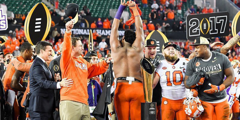 Club All In: Caldwell raps, Swinney sings to his wife as players take a day off