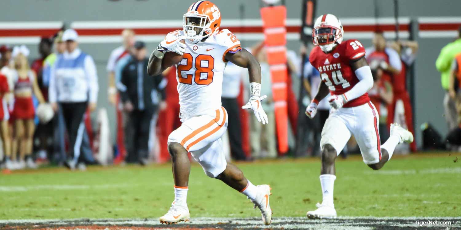 Postgame Insider: Laptops, officiating and State players are