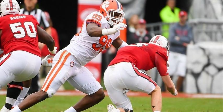 Clelin Ferrell matched his career-high in snaps in a 12-tackle and 5-TFL day at NC State.