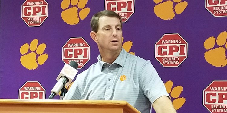 No falling asleep on the bus: Swinney expects raucous environment in Blacksburg