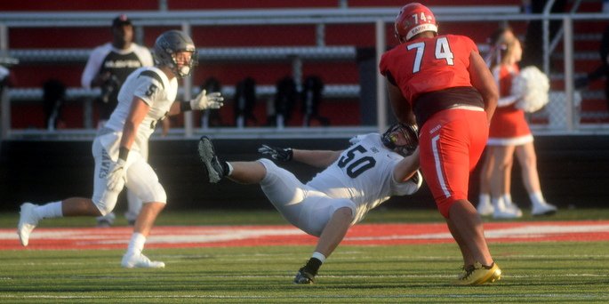 On the road with 5-star offensive lineman Jackson Carman