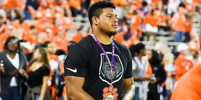 Xavier Thomas lists 5 players on ESPNU he is recruiting for Clemson