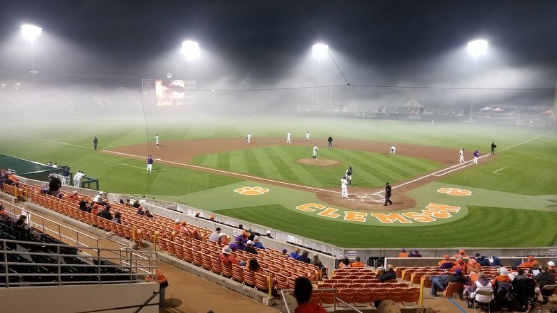 Tigers get out the brooms, sweep Yellow Jackets in foggy nightcap