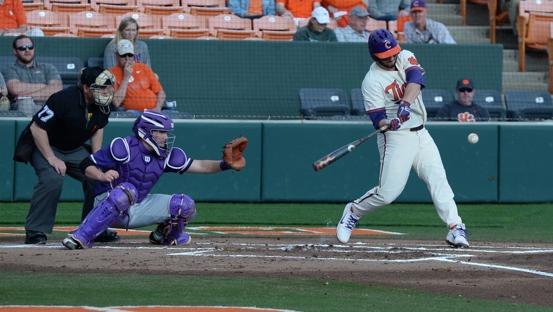Williams drives in six and homers as Tigers rout Paladins to remain perfect