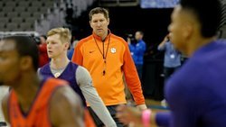 Omaha Arrival: Brownell not surprised Tigers are in Sweet 16