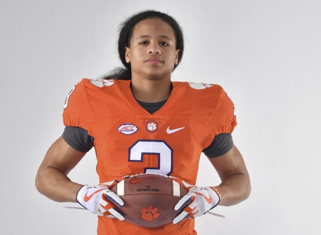 Fast-rising safety prospect commits to Clemson