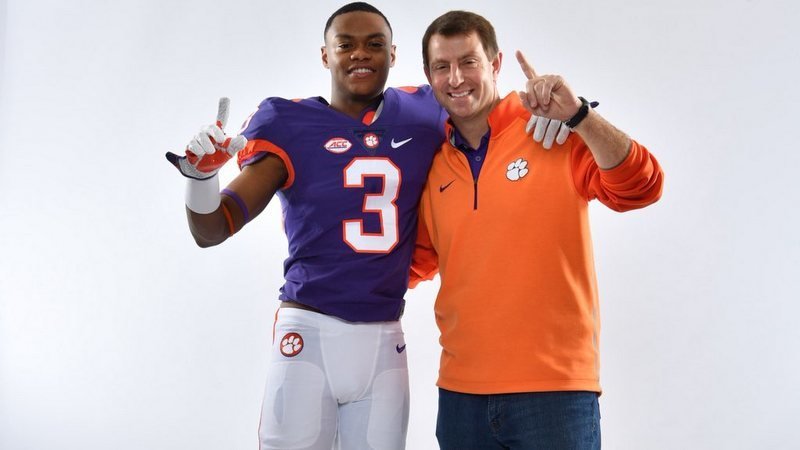 It Takes a Village: Clemson recruiting all about family