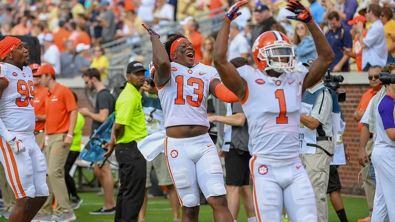 Monday morning thoughts: Trips to Atlanta are fun again, all eyes on quarterbacks
