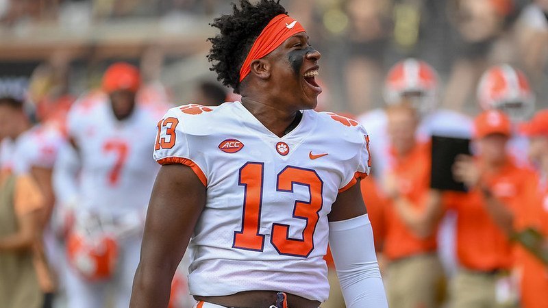Five-star leader: Swinney says KJ Henry's leadership reminds him of Wilkins