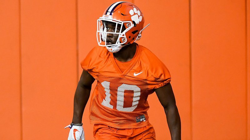 Kendrick runs a route the first day of spring practice 