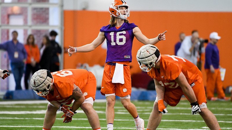 Trevor Lawrence to Tony Elliott before scrimmage: