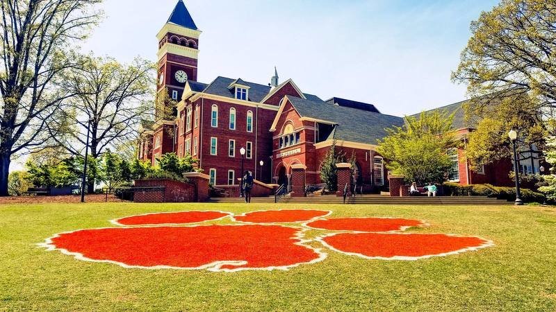 Clemson Board of Trustees sets timetable for full return to campus