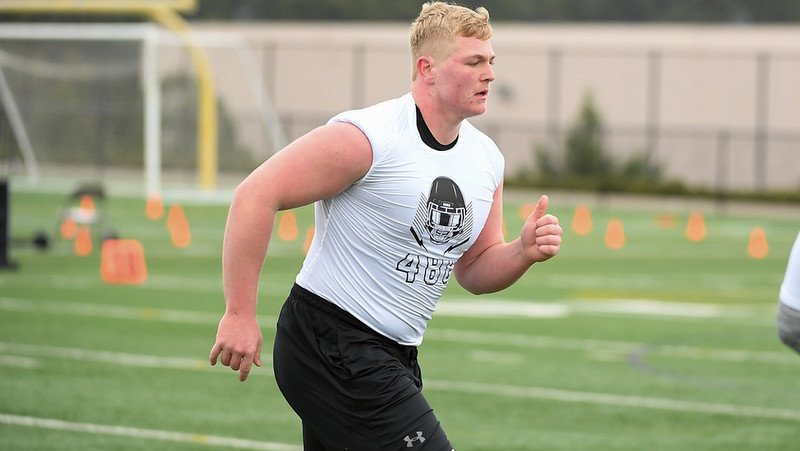 Clemson battling Ohio St. and others for top Georgia offensive lineman