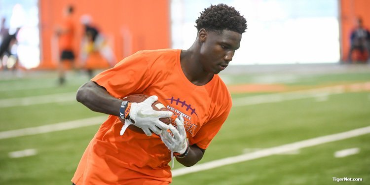Swinney Camp Insider: Top prospects arrive to highlight Wednesday morning session