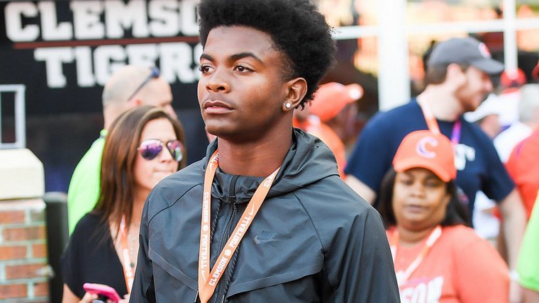 Four-star Georgia defensive back hopes to impress at Swinney camp