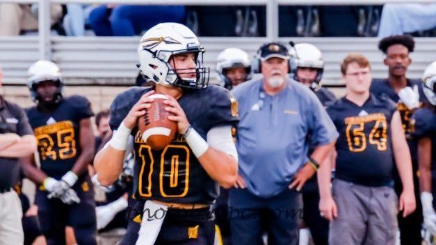 Intriguing quarterback prospect visits Clemson