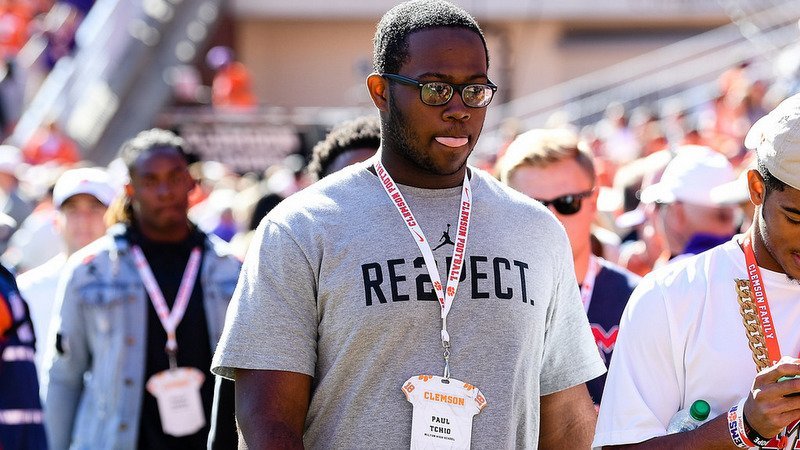 Elite OL says Clemson prepares players for life after football