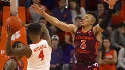 Four in a row: Mitchell scores 22 as Tigers knock off No. 11 Virginia Tech