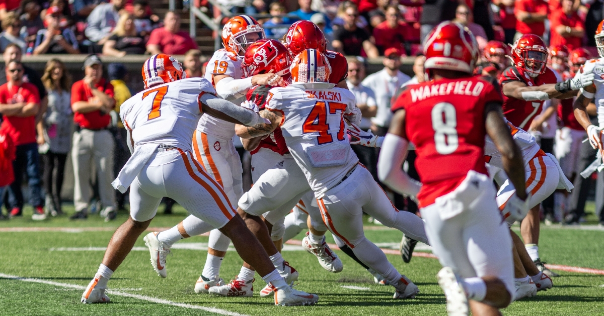 Clemson's defense played well at Louisville 
