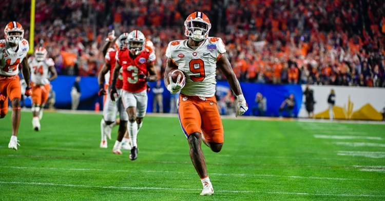 Travis Etienne takes it to the house on a pass from Lawrence