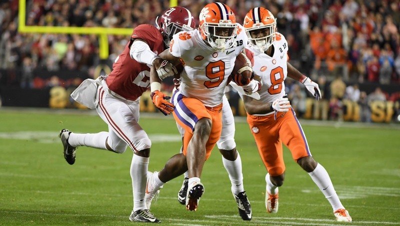 Instant Halftime Analysis: Tigers open up double-digit lead on Alabama
