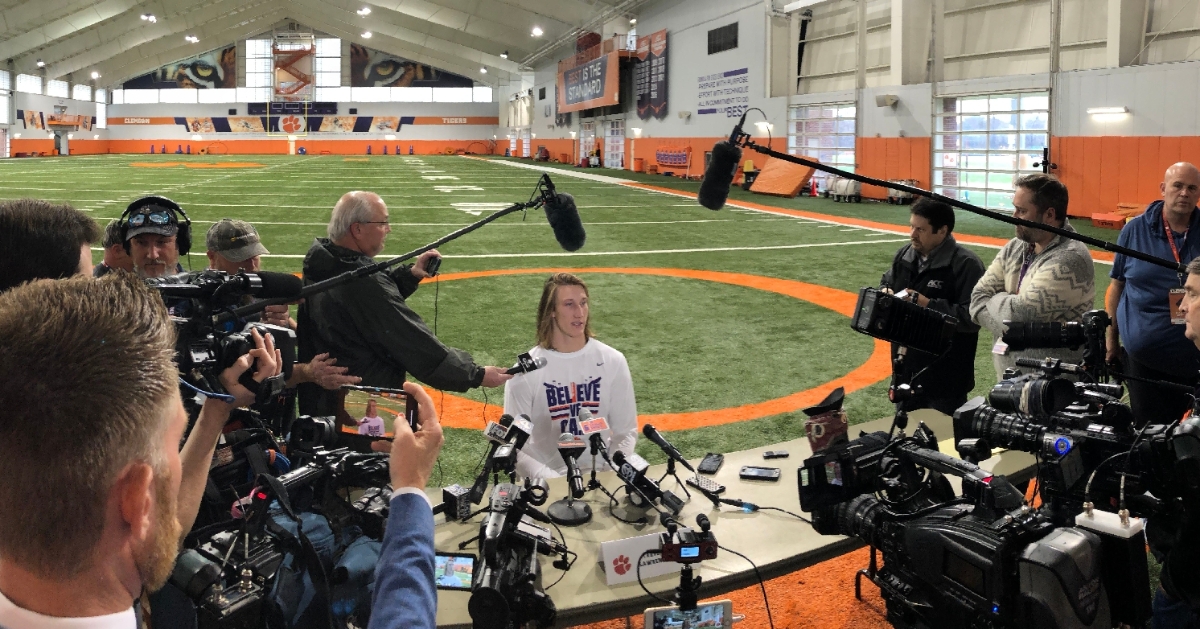 Playoff Media Day: From fear of flying to disguising blitzes, it was all covered Tuesday