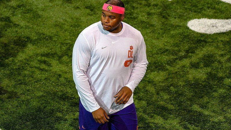 Dexter Lawrence competes against the Power Rangers a final time