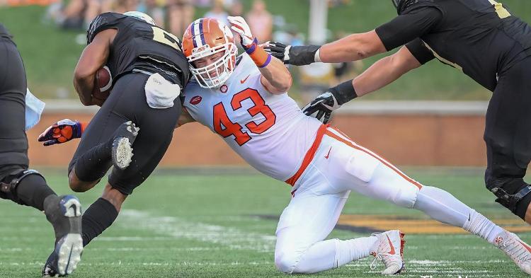 Chad Smith makes a tackle against Wake Forest last season