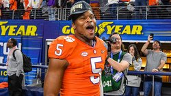 Former Clemson LB officially joins Terps