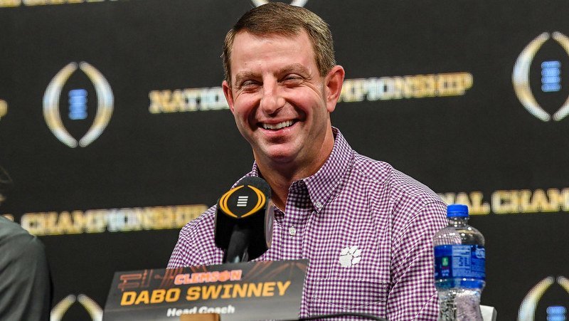 Swinney's wait-and-see approach to recruiting working to Tigers' advantage